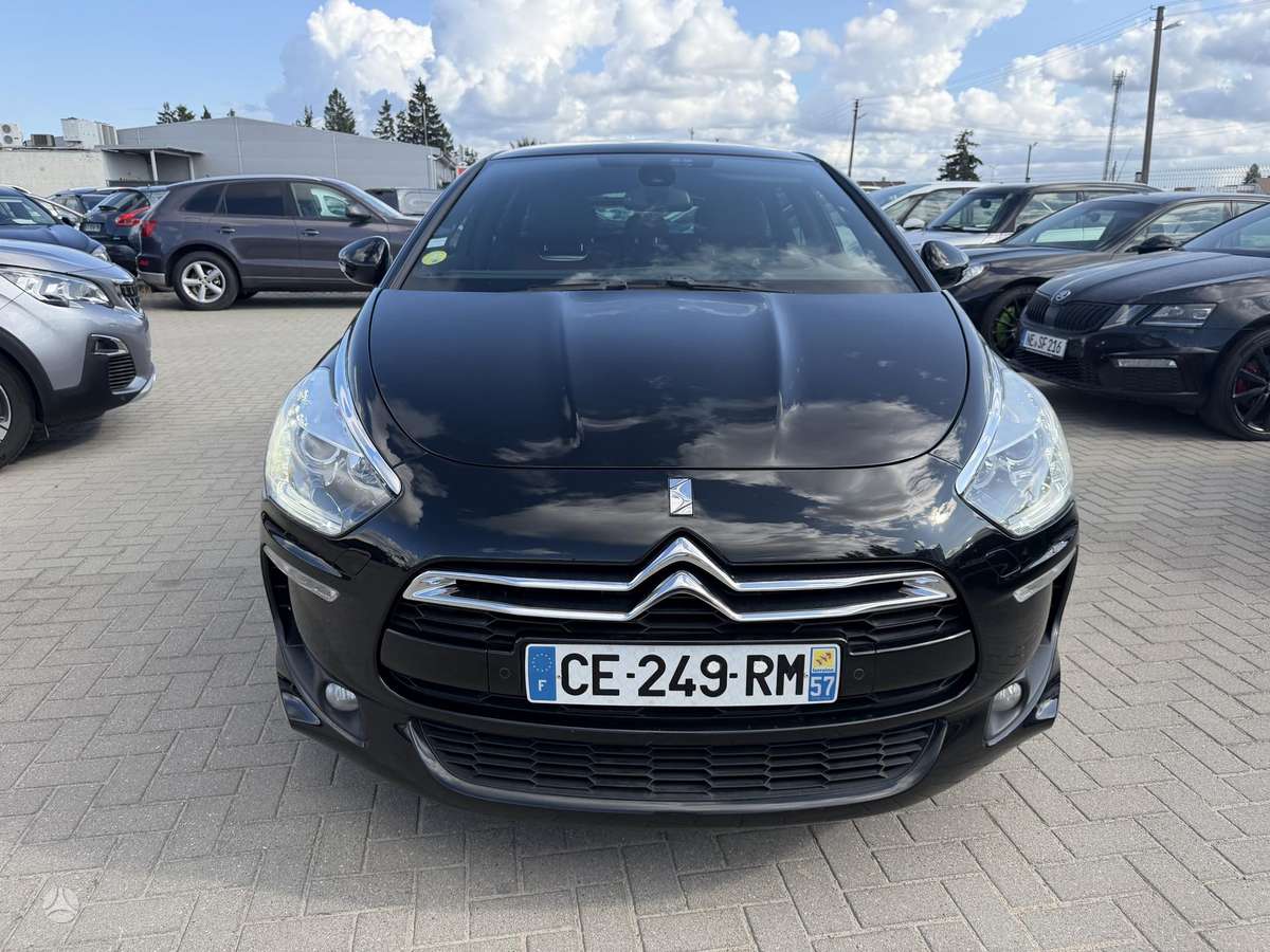 Citroen DS5, 2.0 l., hatchback