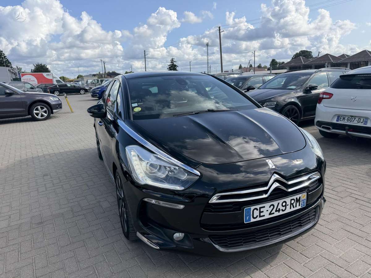Citroen DS5, 2.0 l., Хэтчбек