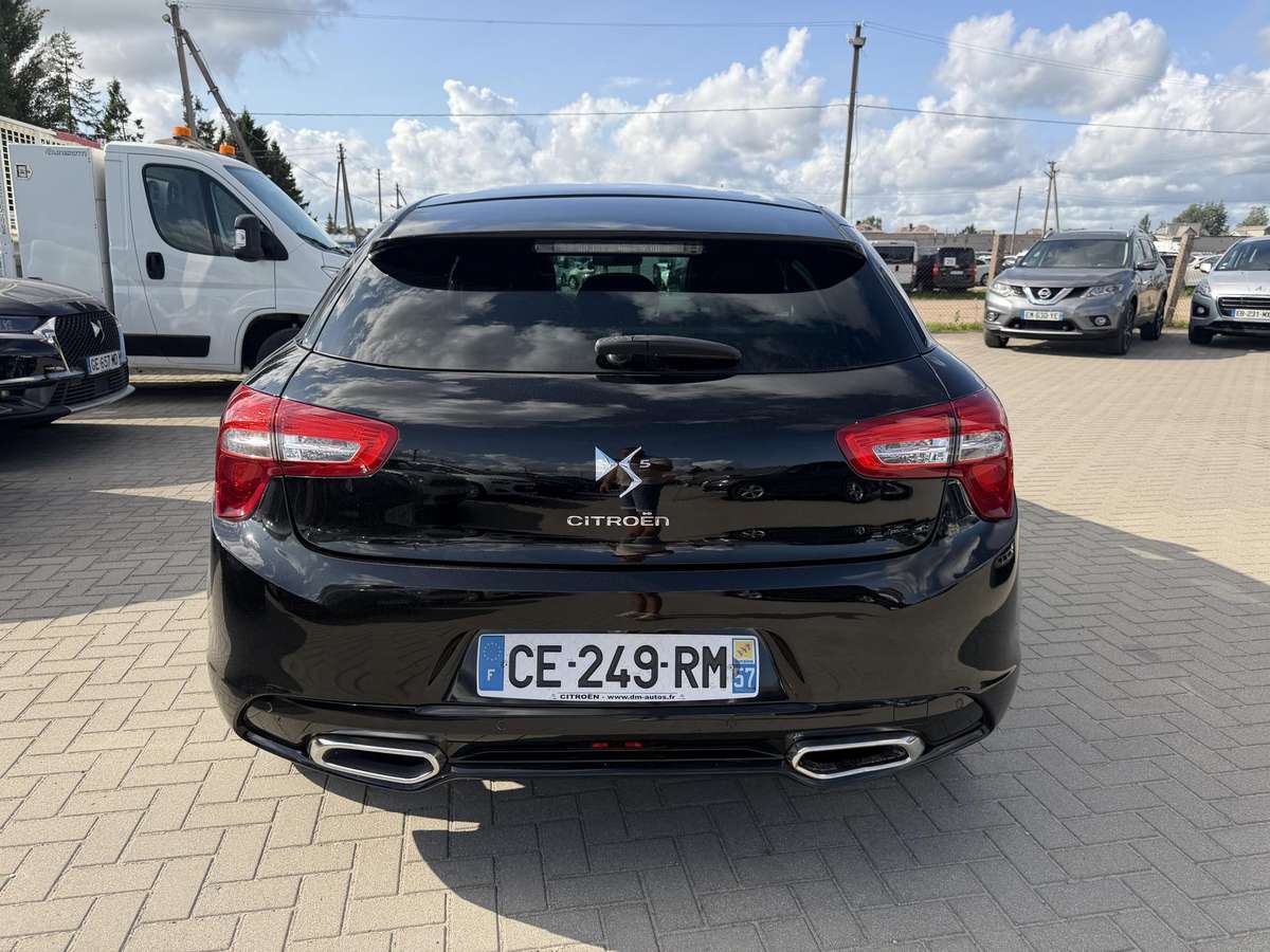 Citroen DS5, 2.0 l., hatchback