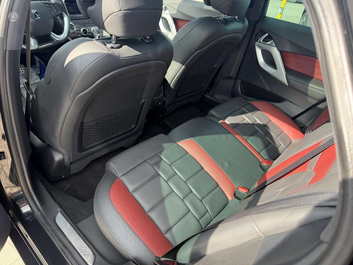 Citroen DS5, 2.0 l., hatchback