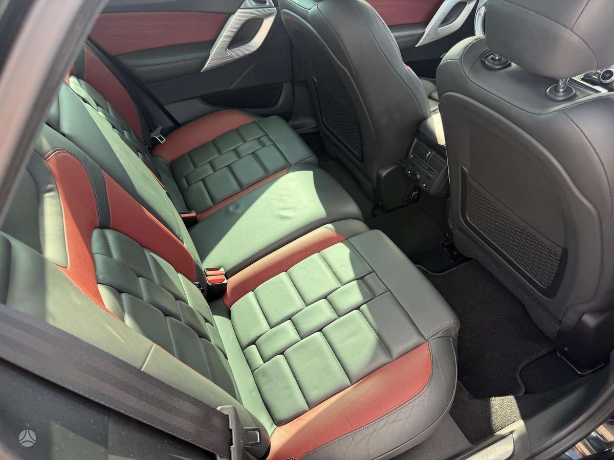 Citroen DS5, 2.0 l., hatchback