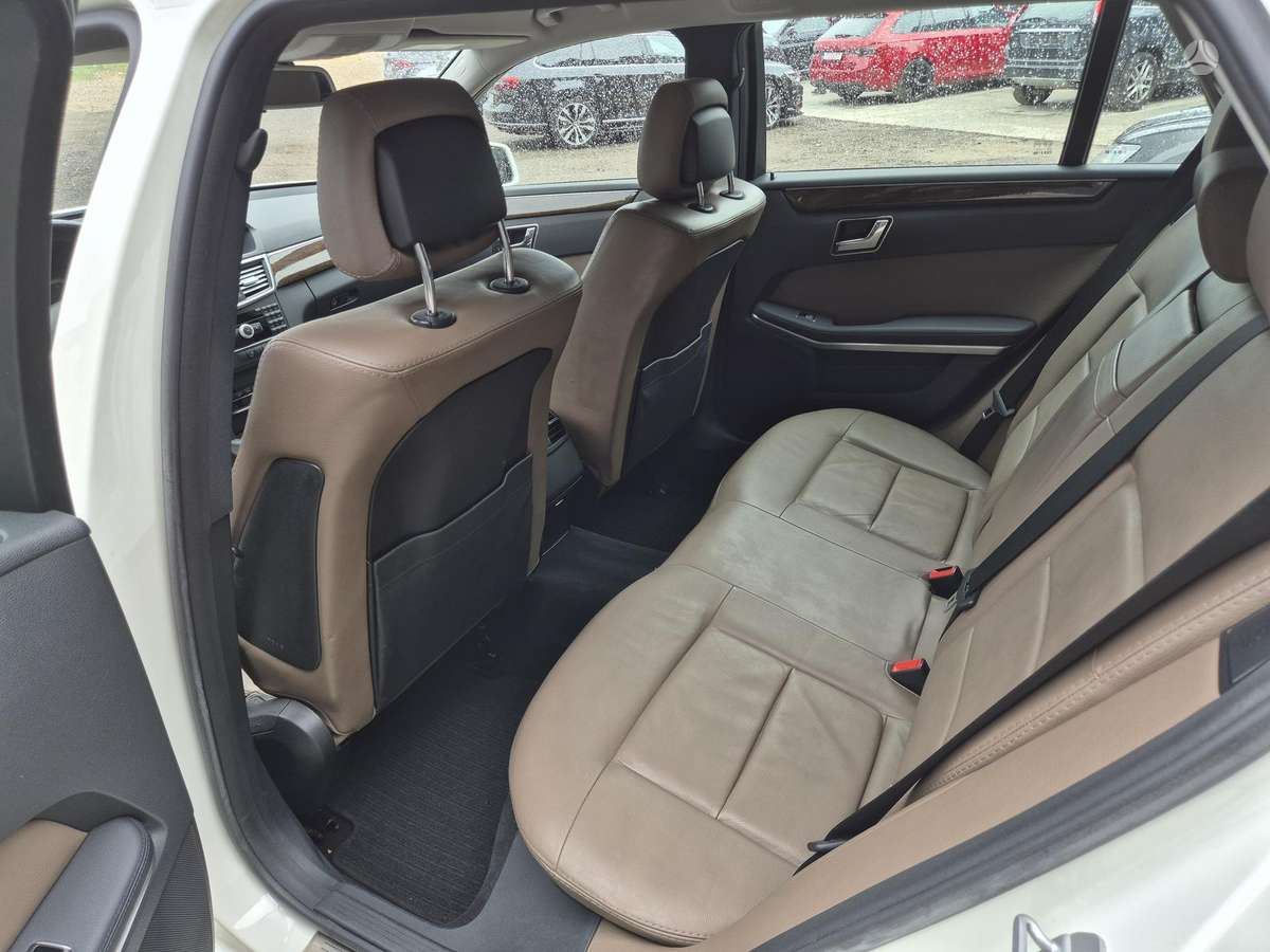 Mercedes-Benz E200, 2.1 l., Универсал