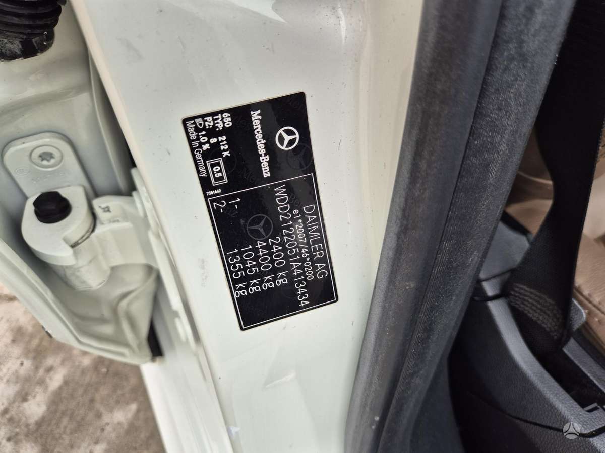 Mercedes-Benz E200, 2.1 l., Универсал
