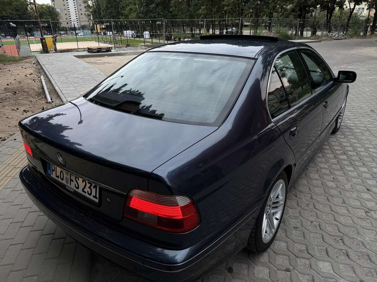 BMW 525, 2.5 l., Седан