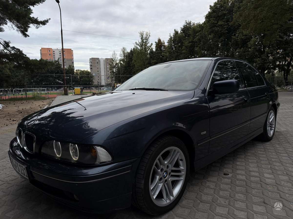BMW 525, 2.5 l., Седан
