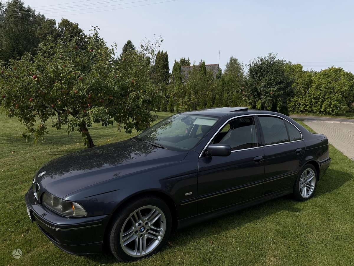 BMW 525, 2.5 l., Седан