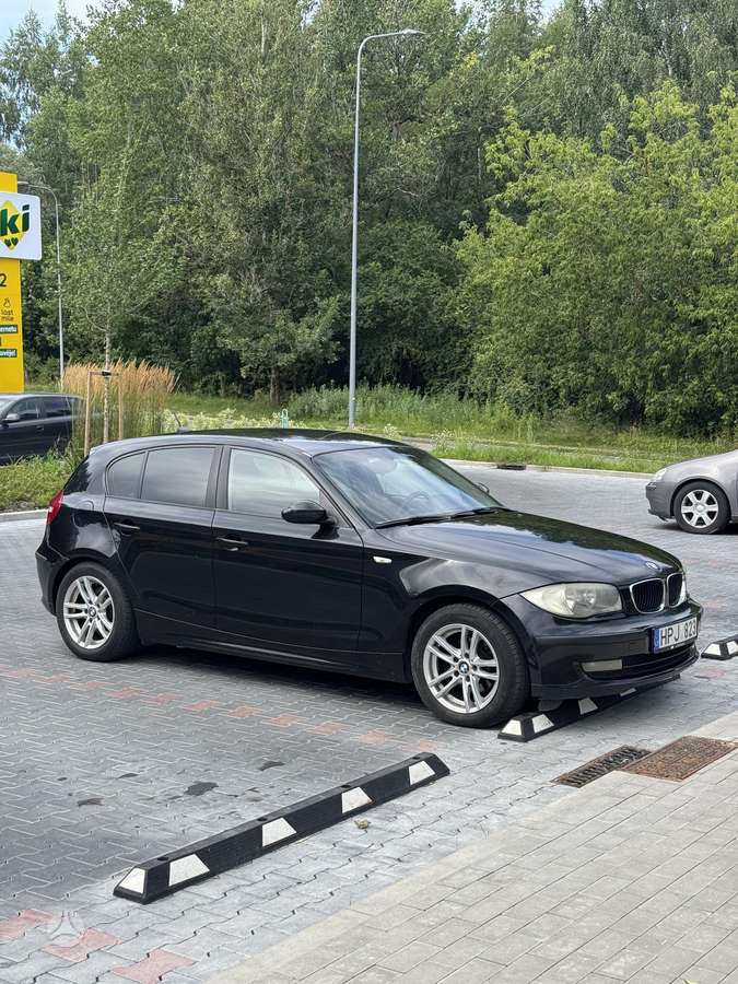 BMW 118, 2.0 l., hatchback