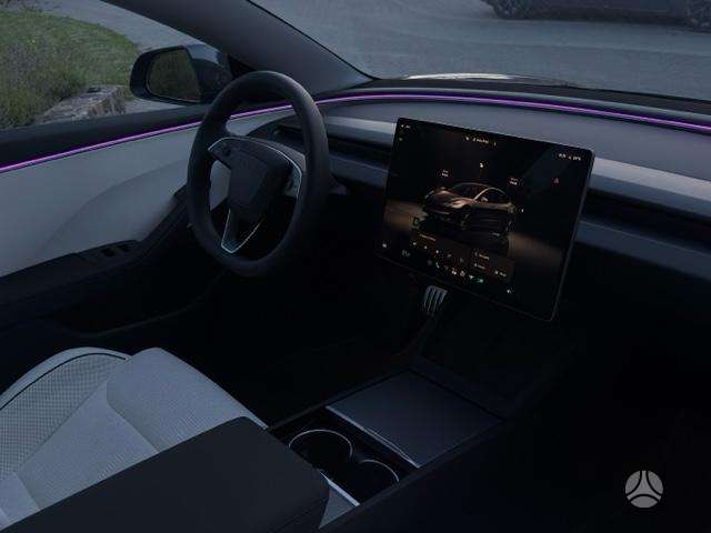 Tesla Model 3, 72 kWh, hatchback
