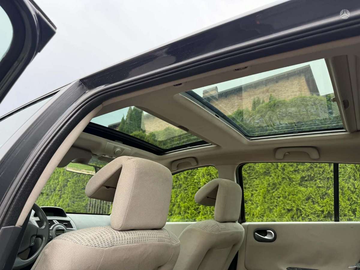Renault Megane - 9