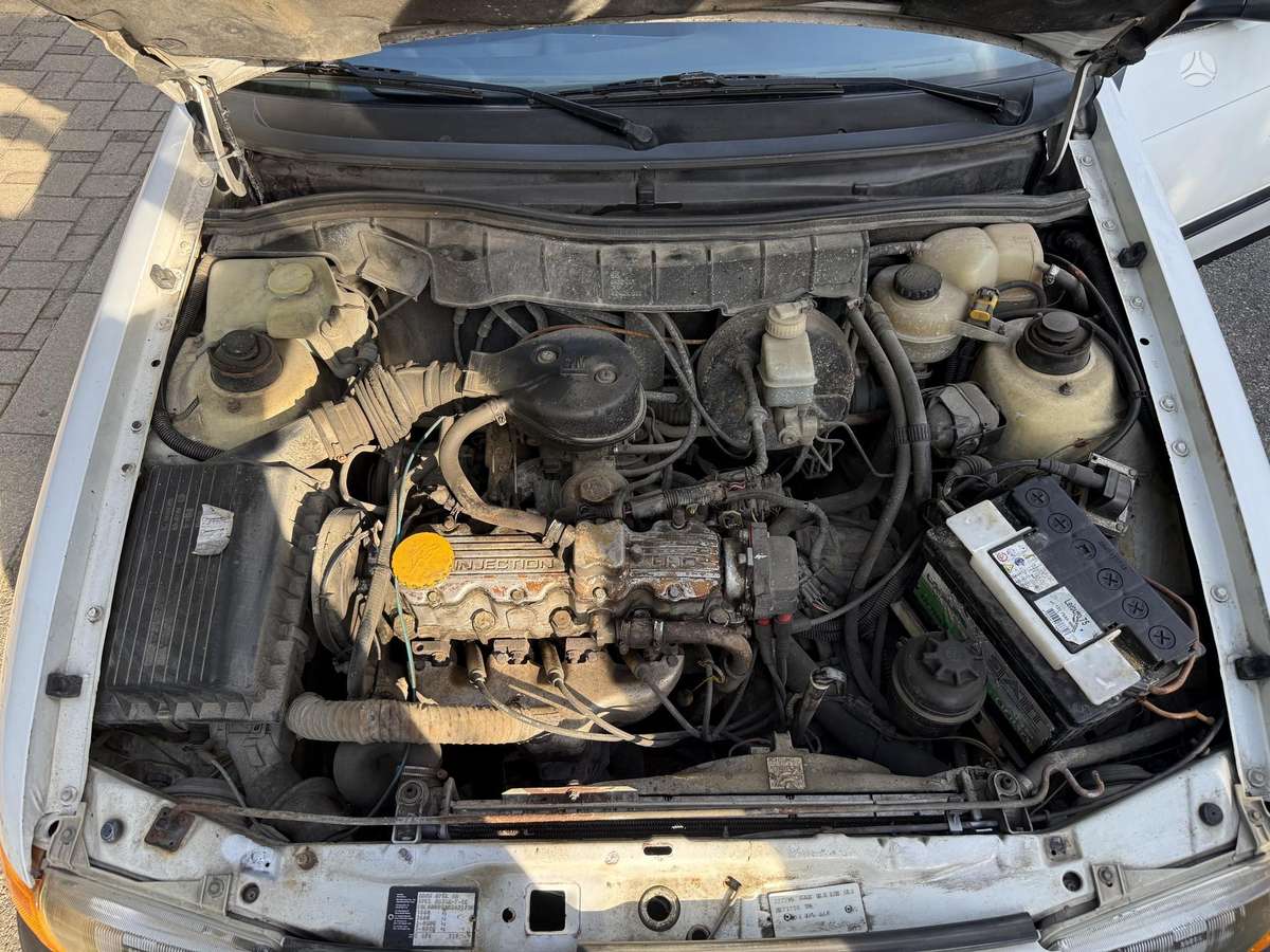 Opel Astra, 1.8 l., hatchback