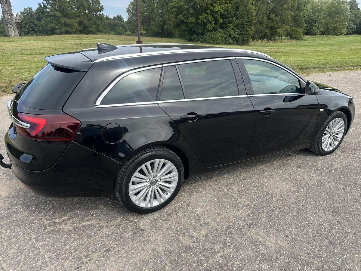 Opel Insignia, 1.6 l., Универсал