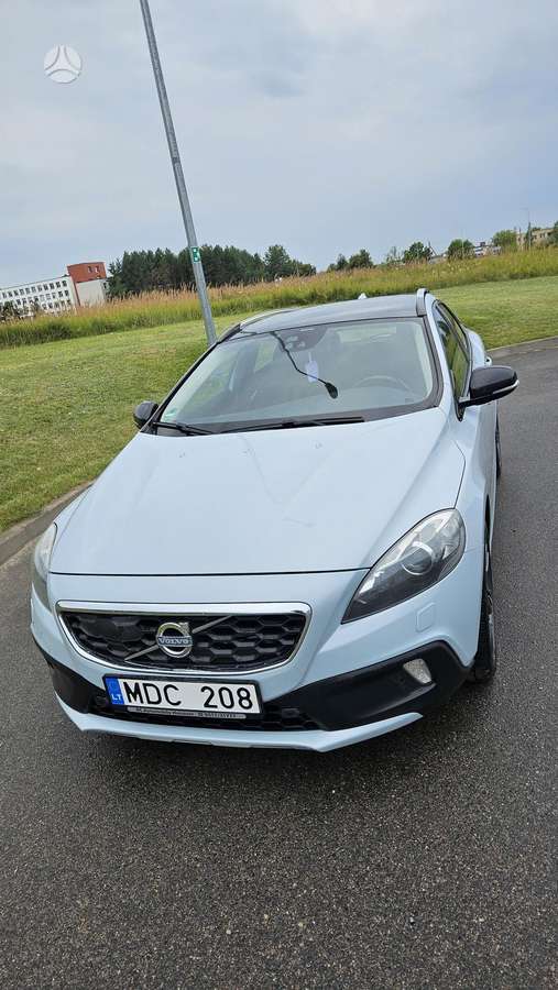 Volvo V40 Cross Country - 3