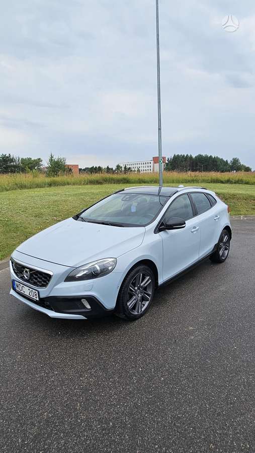 Volvo V40 Cross Country - 2