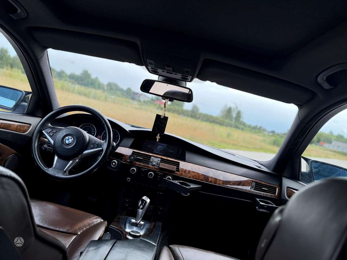 BMW 525, 3.0 l., Универсал
