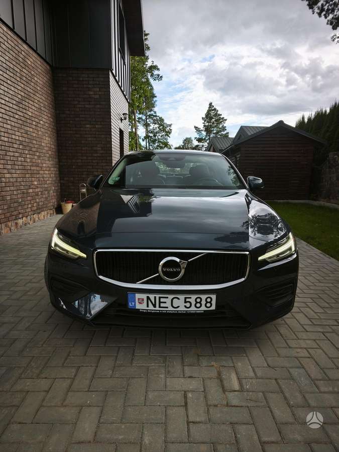 Volvo S60, 2.0 l., Седан