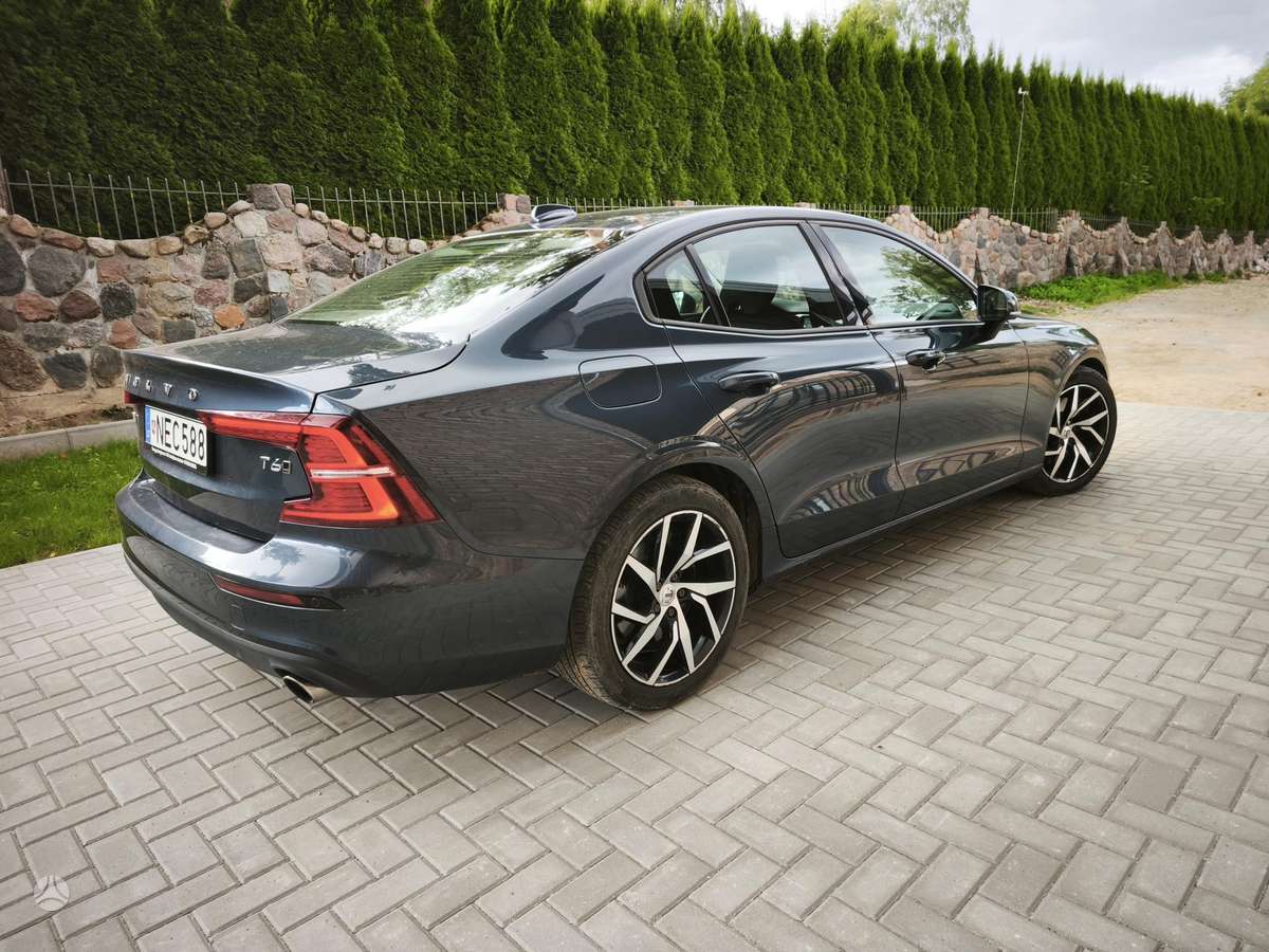 Volvo S60, 2.0 l., Седан