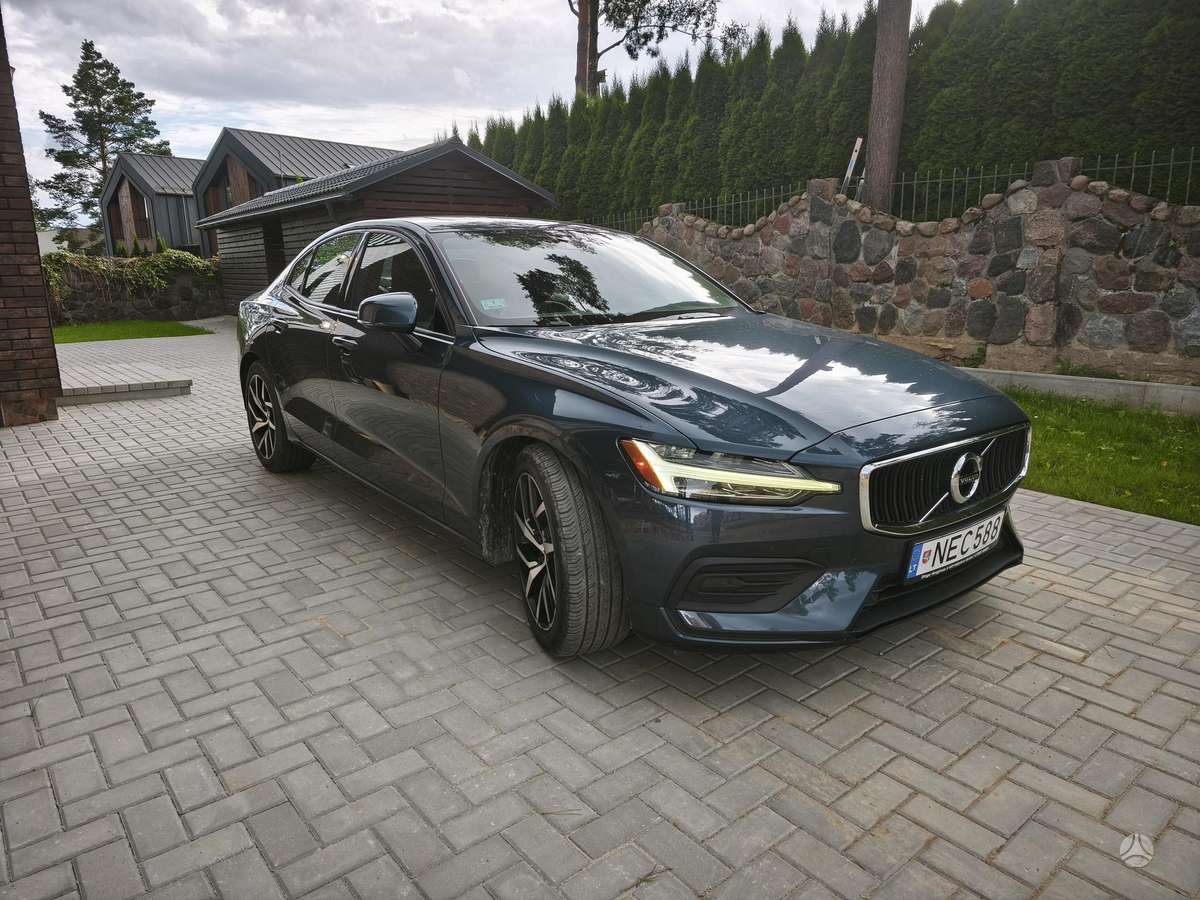 Volvo S60, 2.0 l., Седан