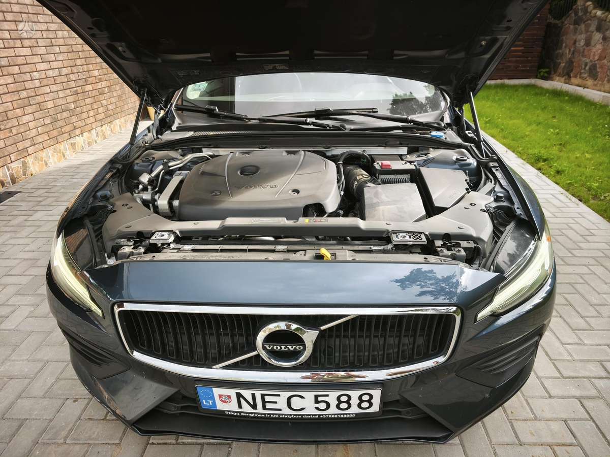 Volvo S60, 2.0 l., Седан