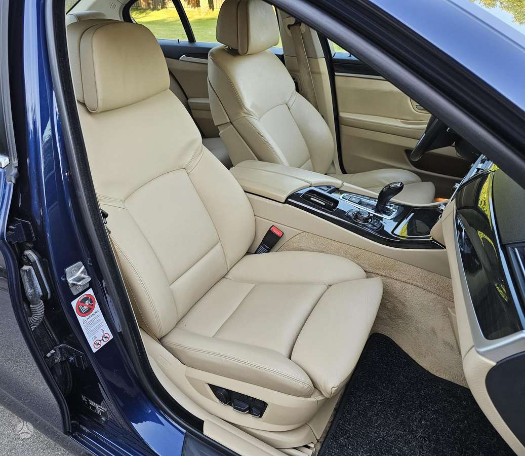 BMW 525, 2.0 l., Седан