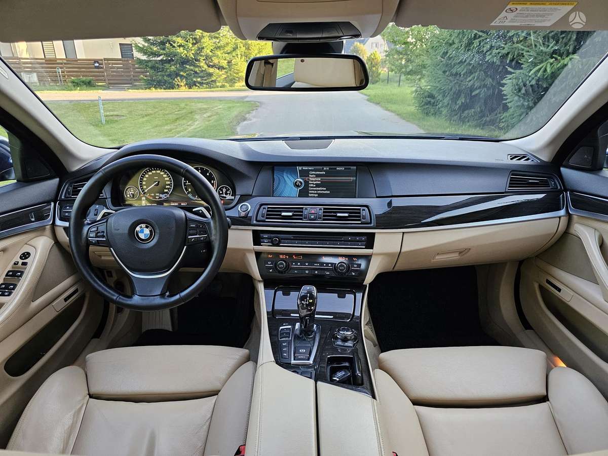 BMW 525, 2.0 l., Седан