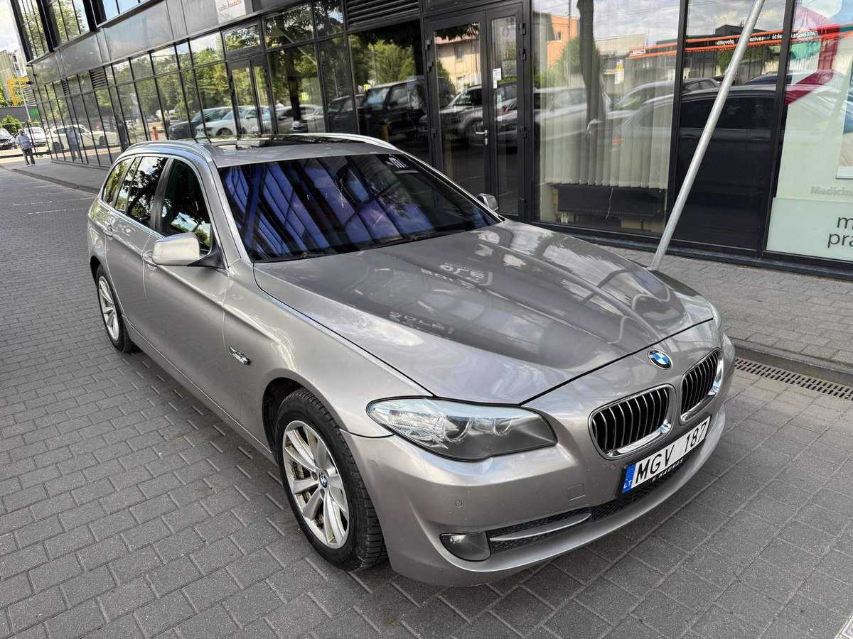 BMW 520, 2.0 l., universalas