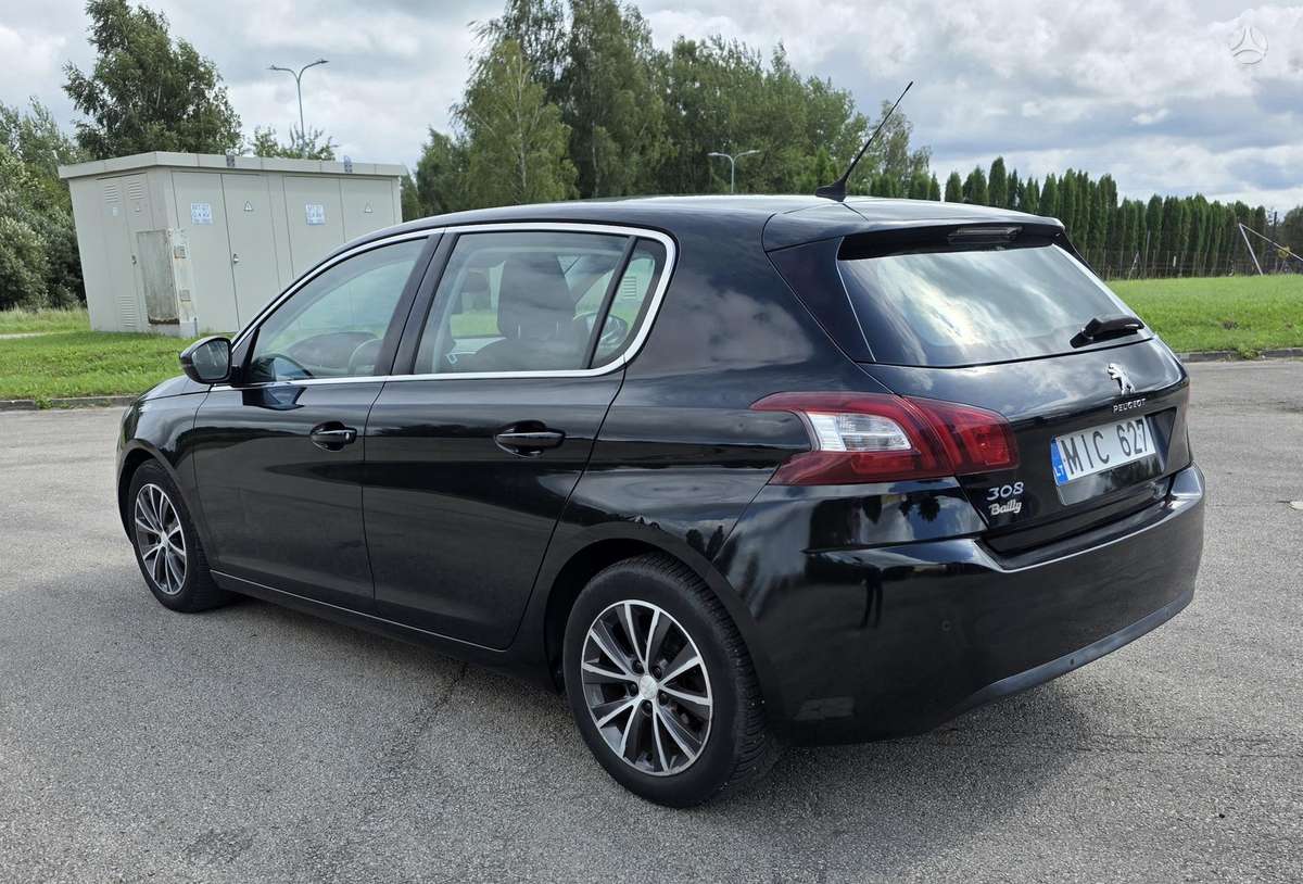 Peugeot 308 - 4