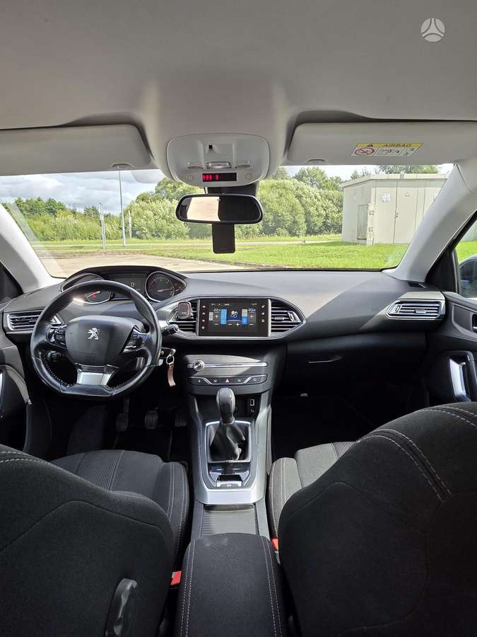 Peugeot 308 - 5