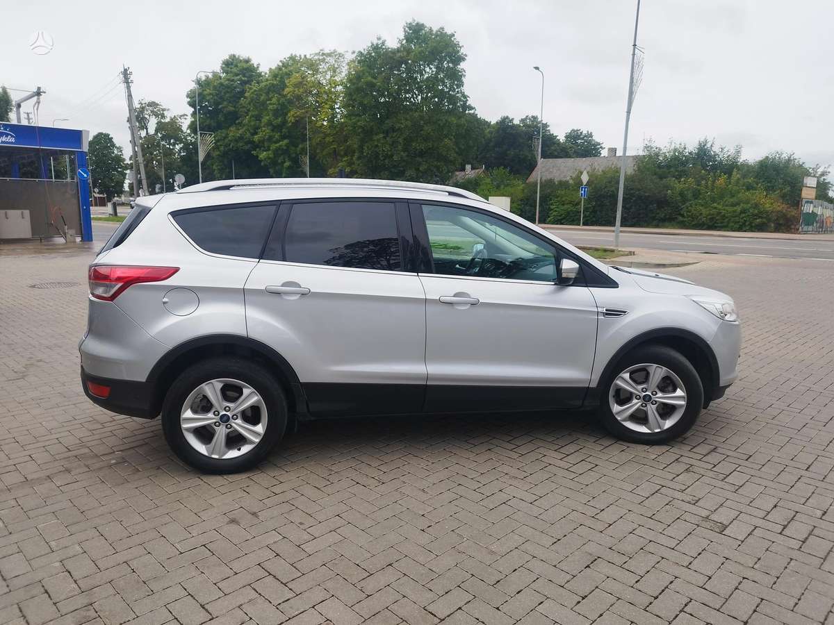 Ford Kuga, 2.0 l., Внедорожник / Кроссовер