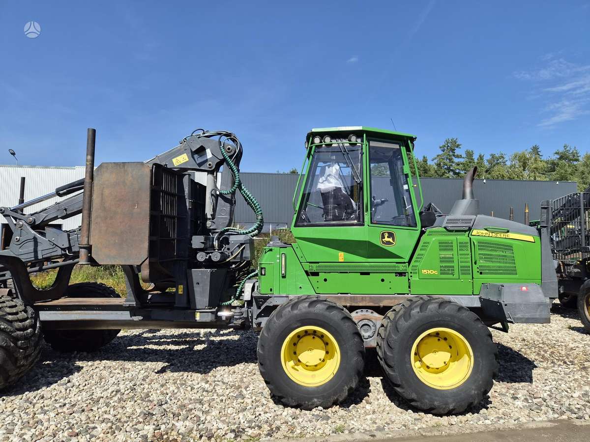John Deere 1510G, forwarders