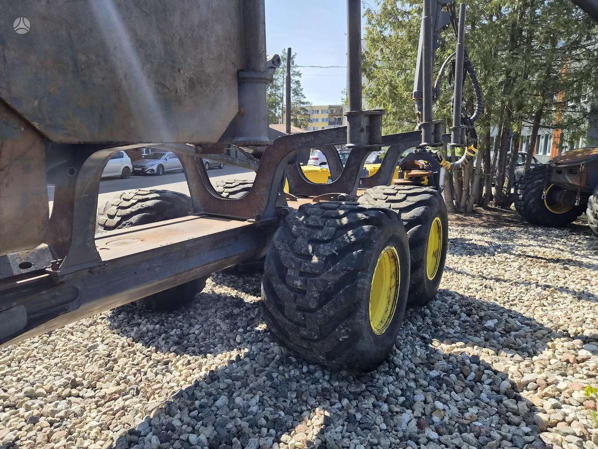 John Deere 1510G, форвардеры