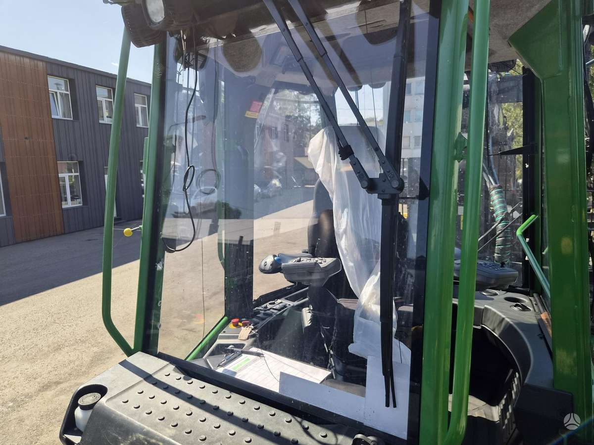 John Deere 1510G, forwarders