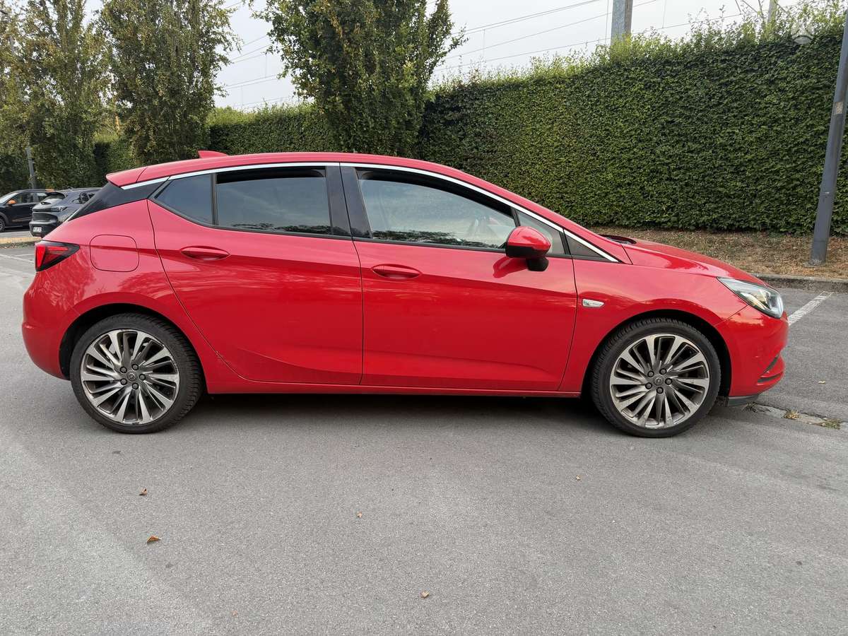 Opel Astra, 1.6 l., Хэтчбек