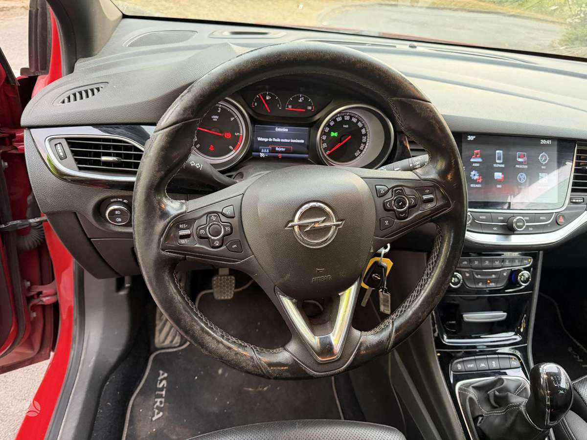 Opel Astra, 1.6 l., Хэтчбек