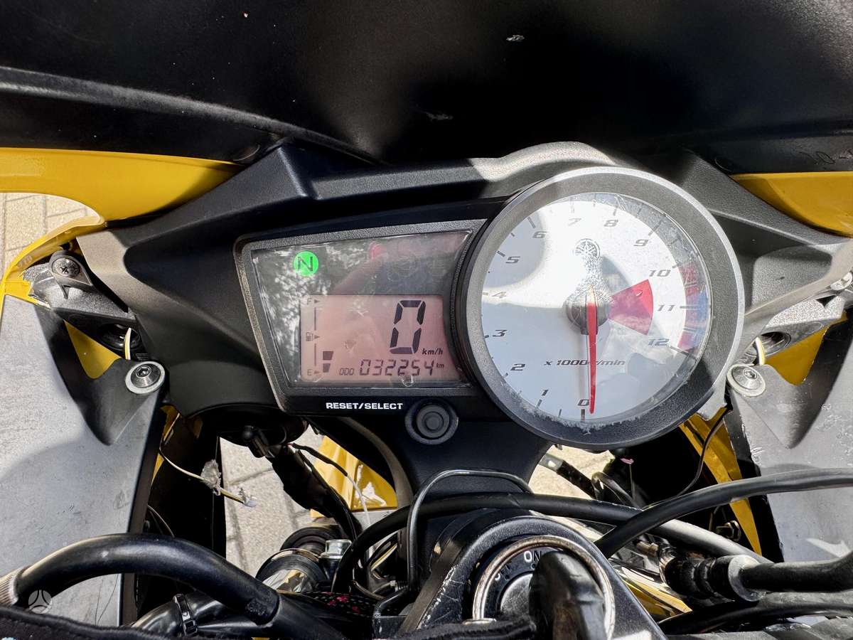Yamaha YZF 125cc, superbikes