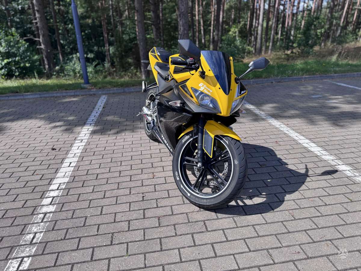 Yamaha YZF 125cc, superbikes
