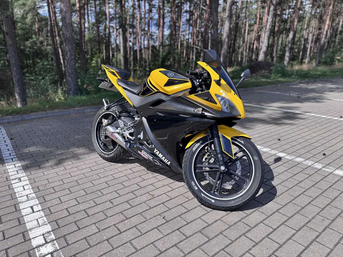 Yamaha YZF 125cc, superbikes
