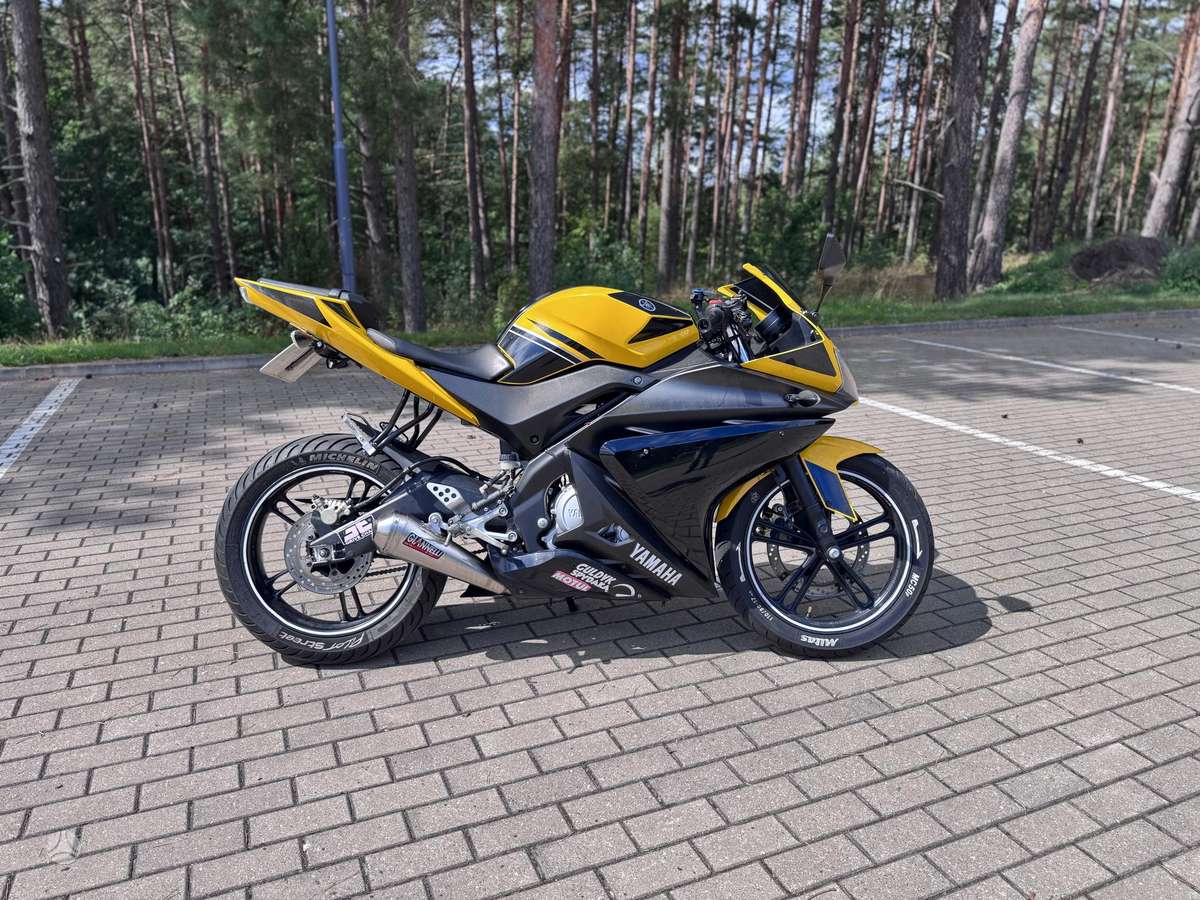 Yamaha YZF 125cc, superbikes