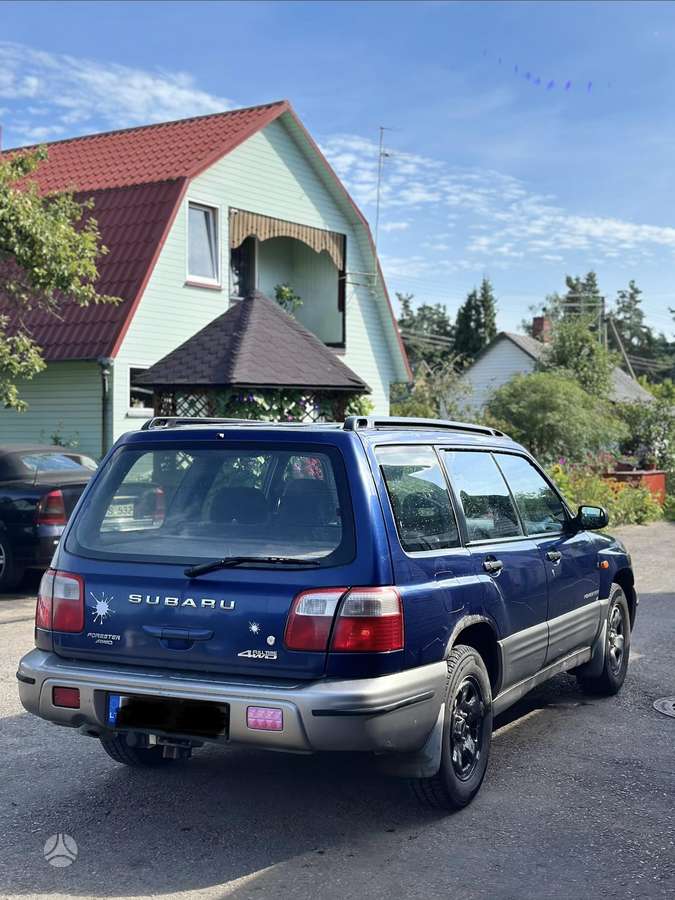 Subaru Forester, 2.0 l., Внедорожник / Кроссовер