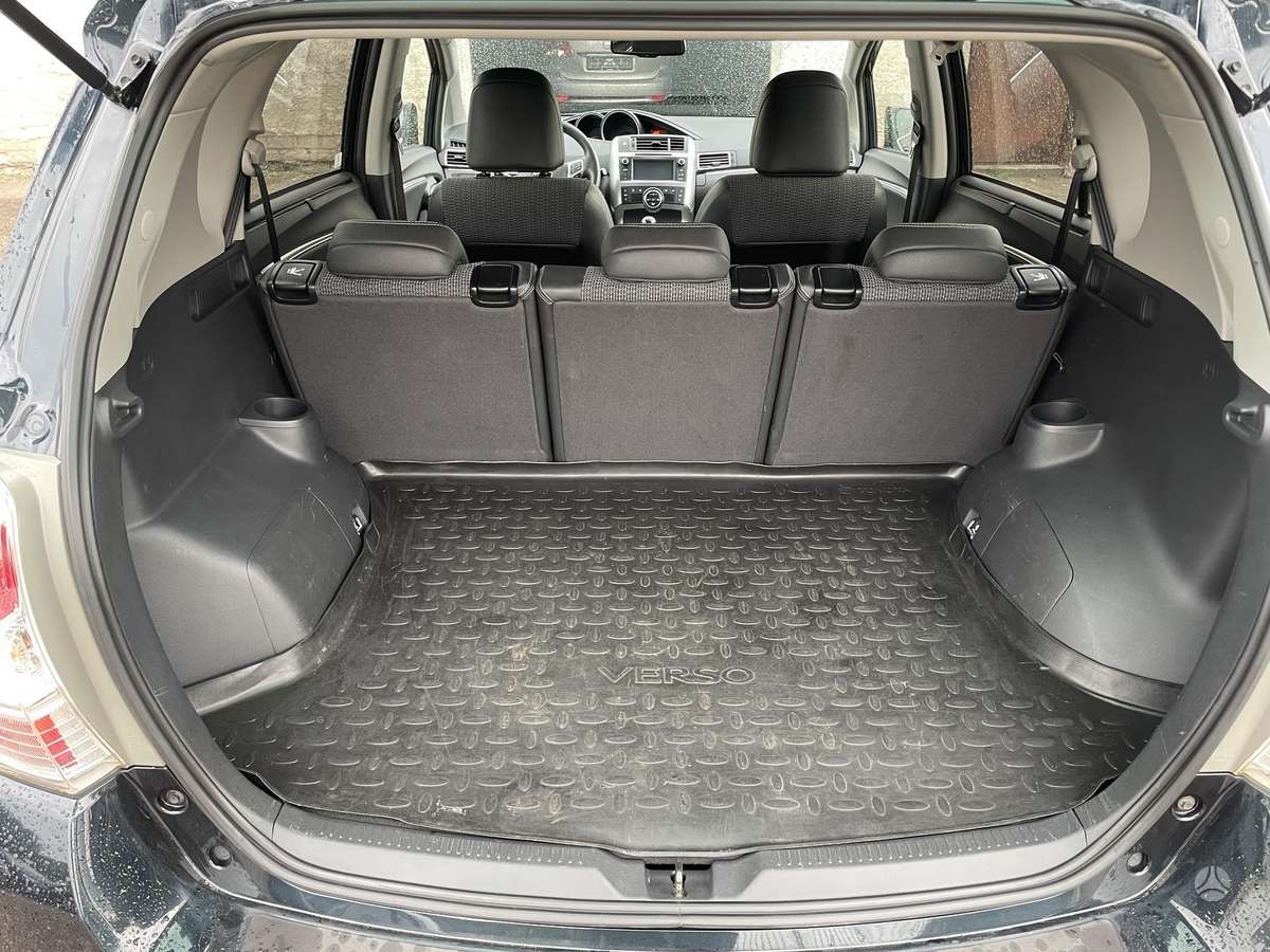 Toyota Verso - 8