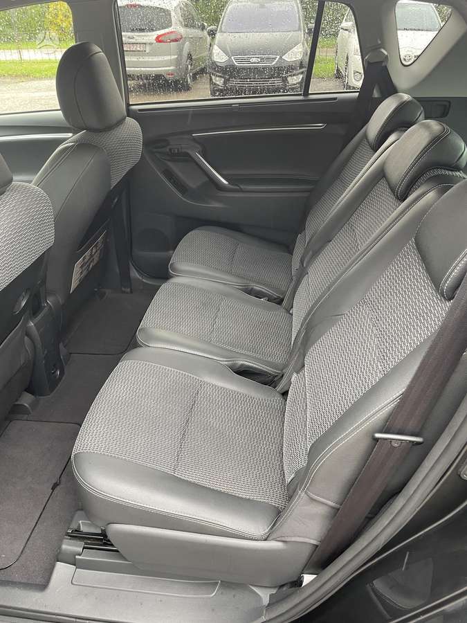Toyota Verso - 10