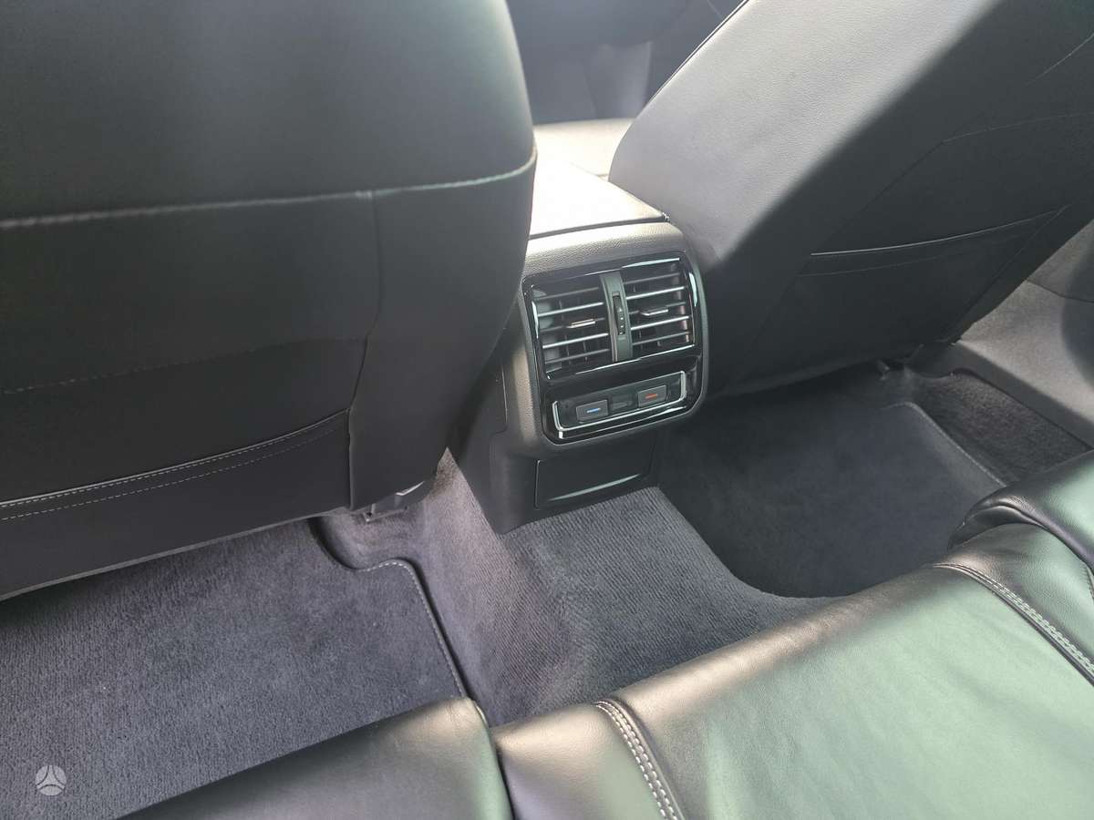 Volkswagen Passat, 2.0 l., Универсал