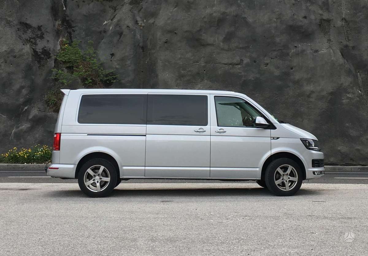 Volkswagen Caravelle - 1