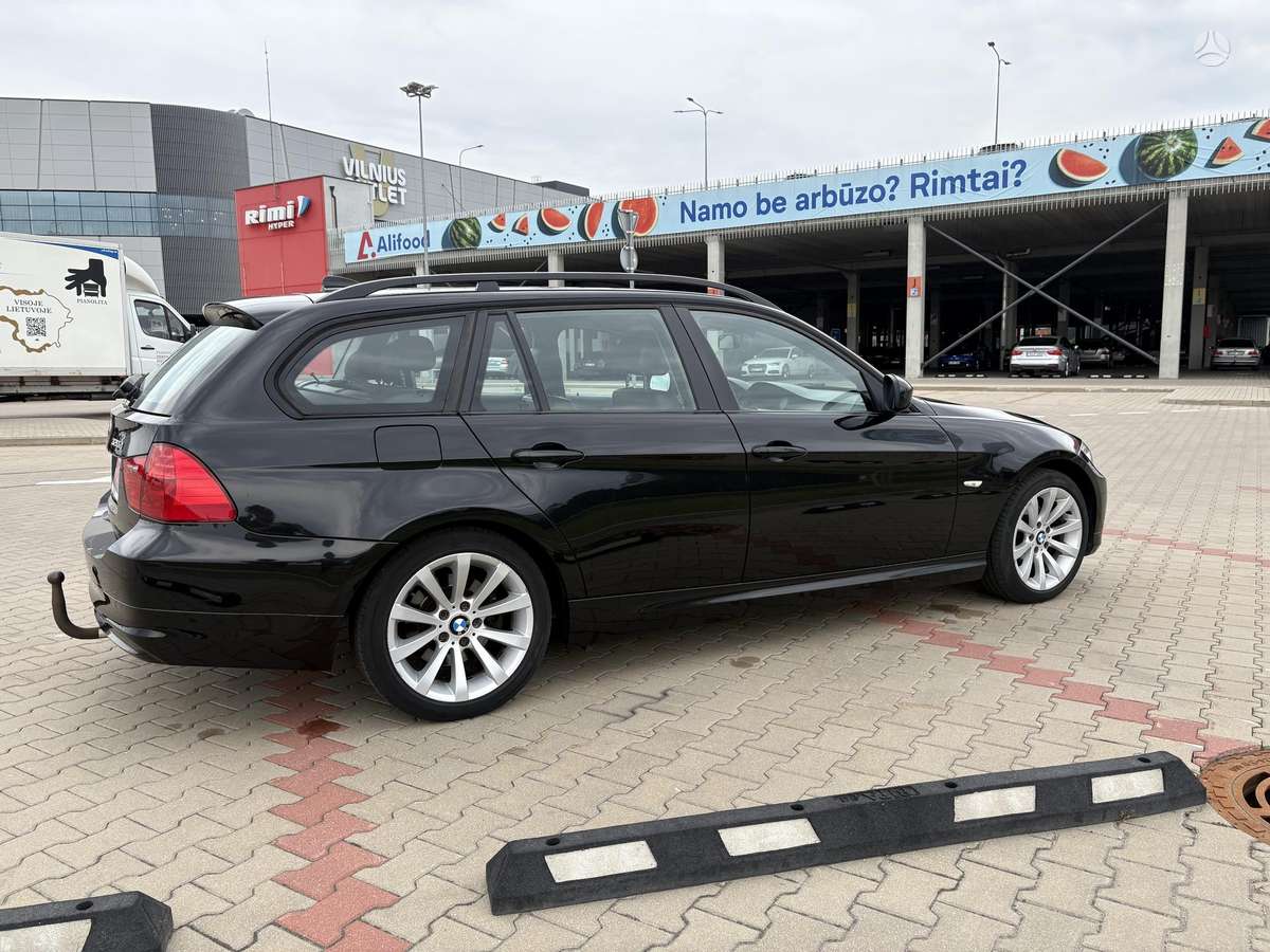 BMW 320, wagon