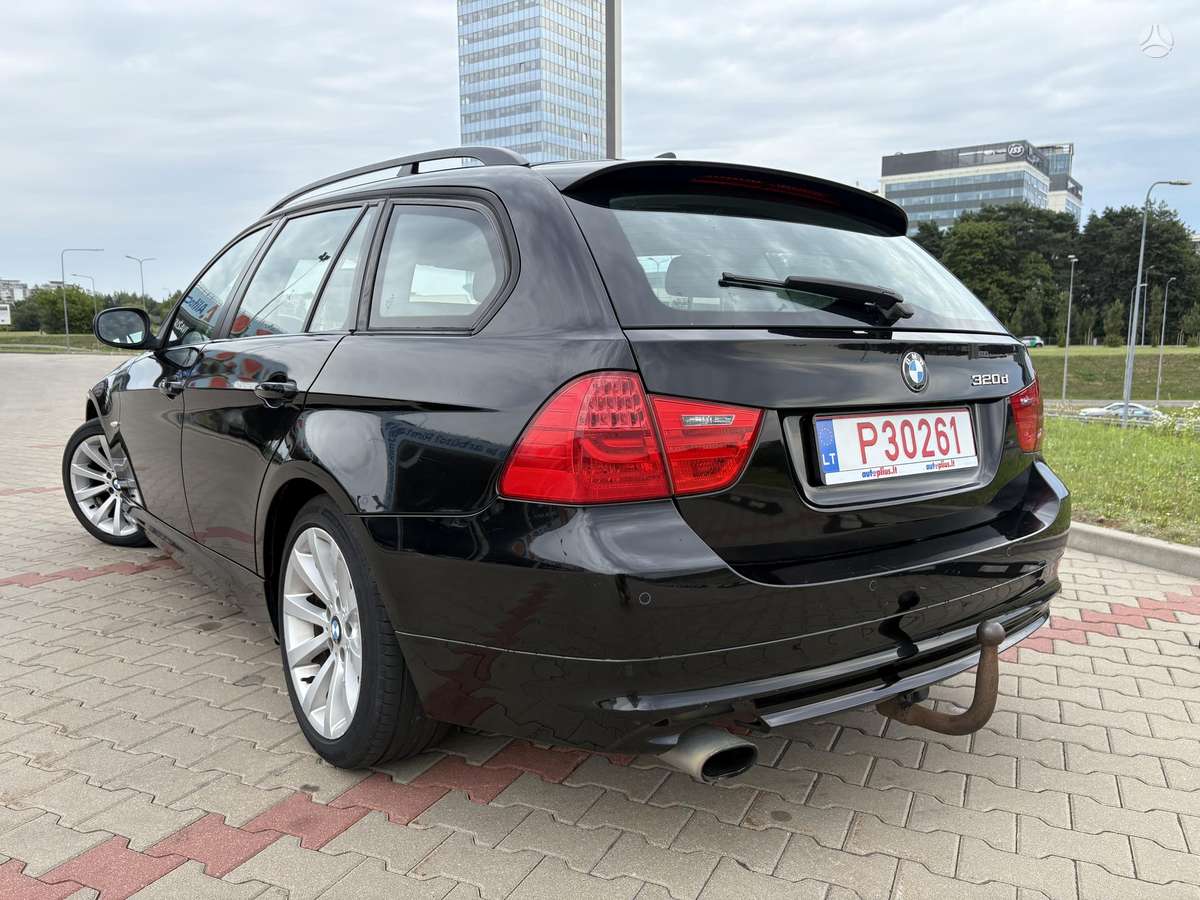BMW 320, wagon
