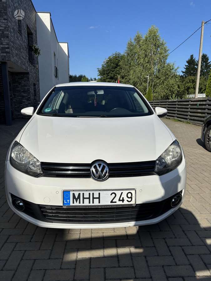 Volkswagen Golf - 3