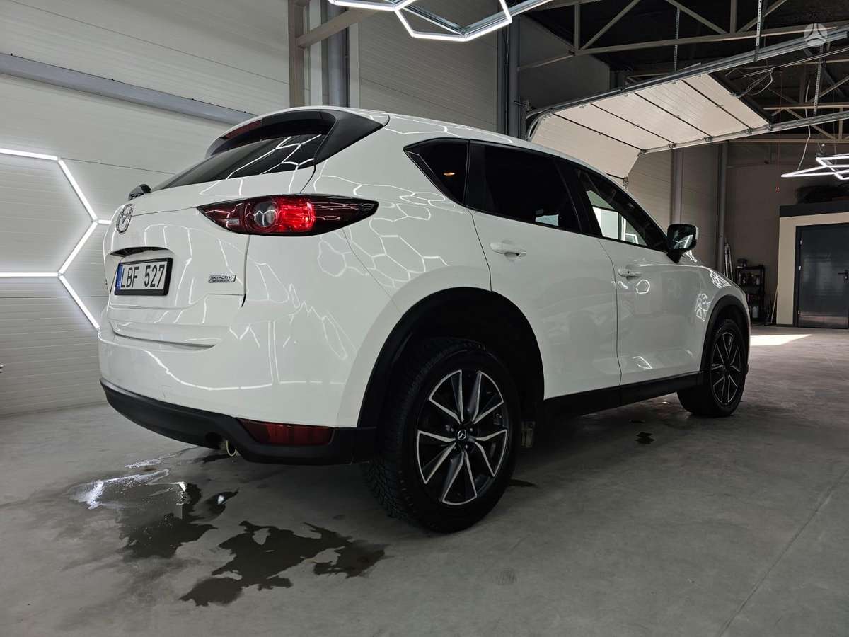 Mazda CX-5, 2.5 l., off-road / crossover