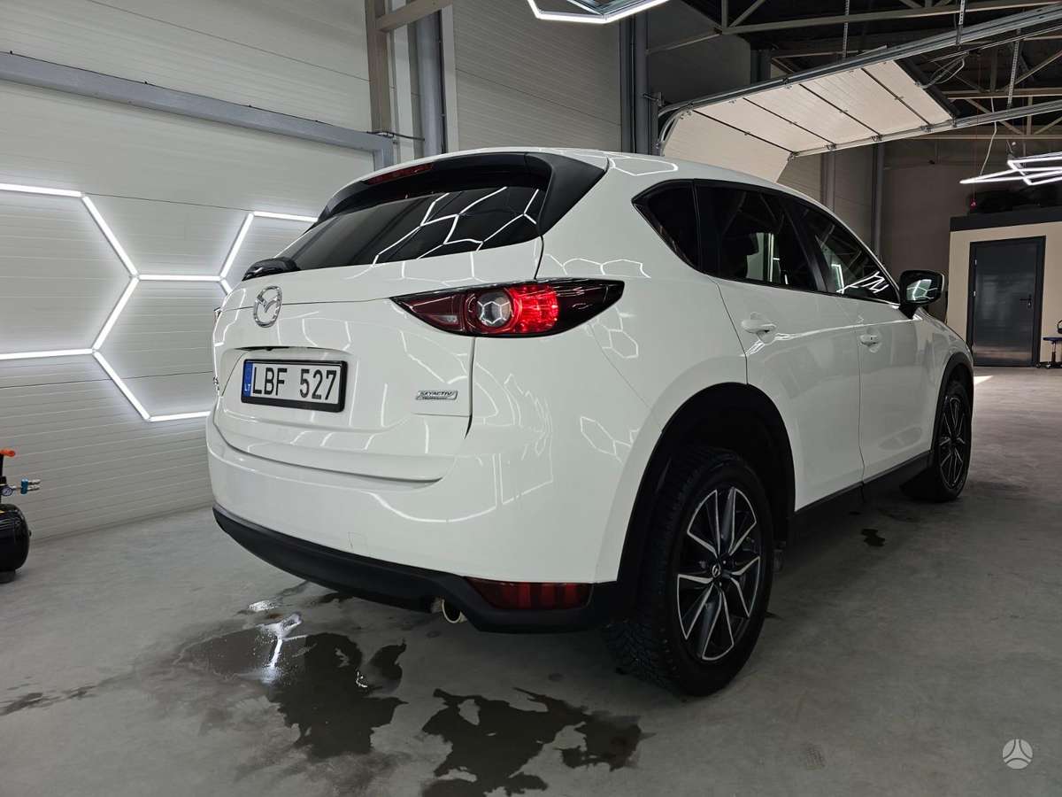 Mazda CX-5, 2.5 l., off-road / crossover