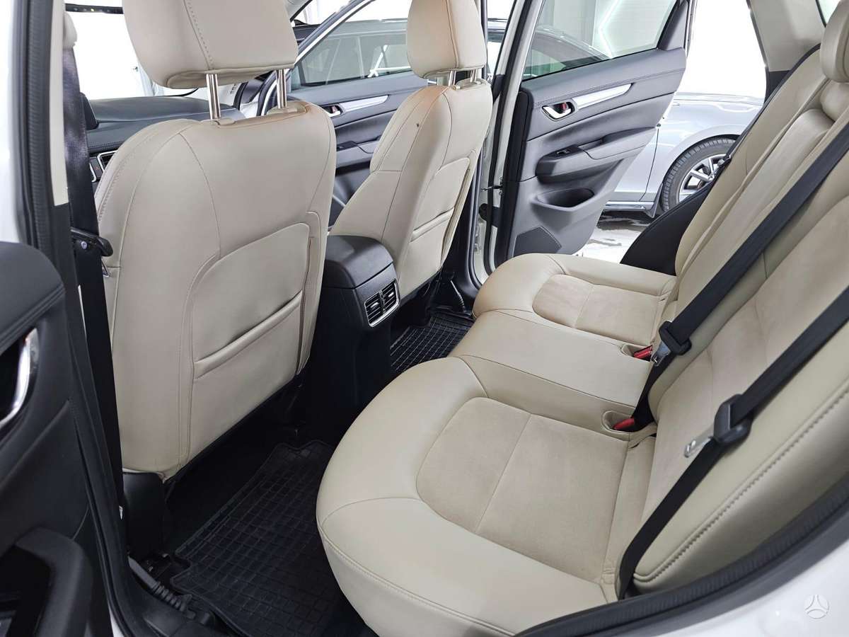 Mazda CX-5, 2.5 l., off-road / crossover