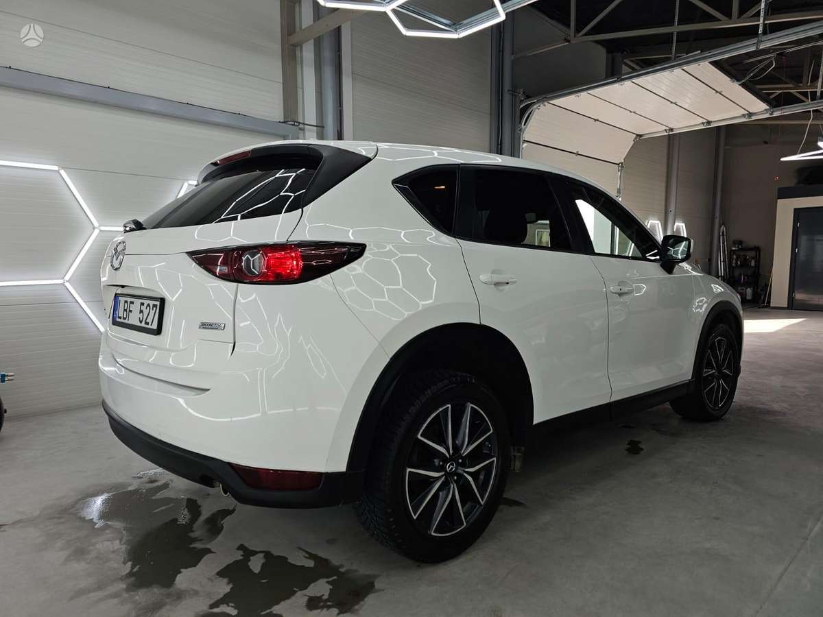 Mazda CX-5, 2.5 l., off-road / crossover