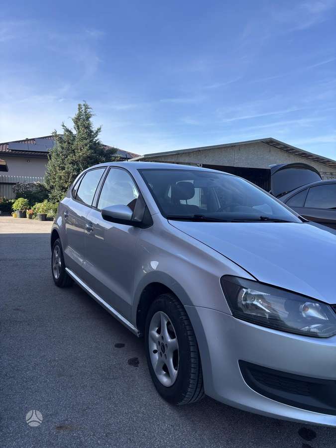 Volkswagen Polo - 4